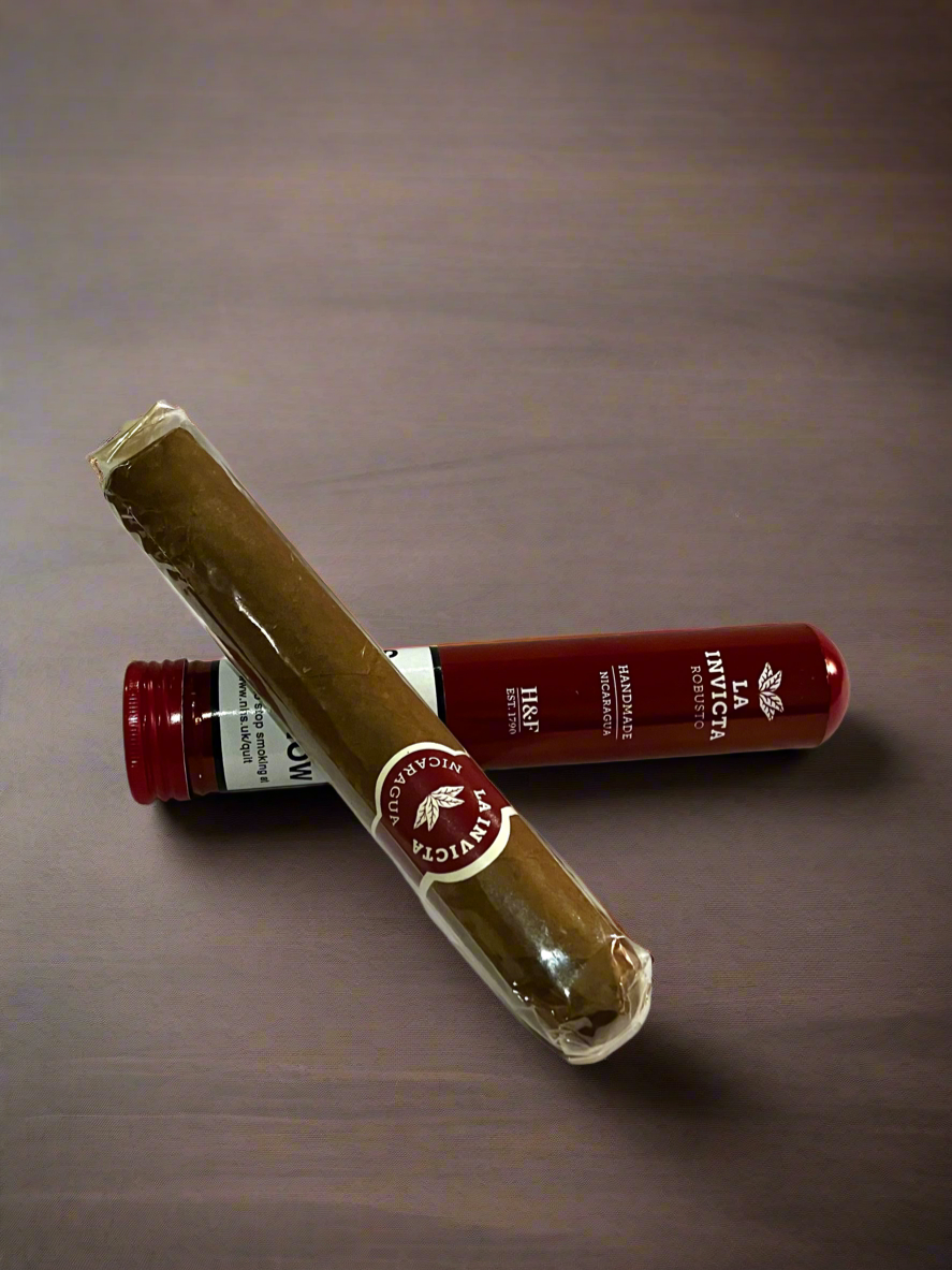 LA INVICTA NICARAGUAN ROBUSTO TUBED CIGAR – SINGLE