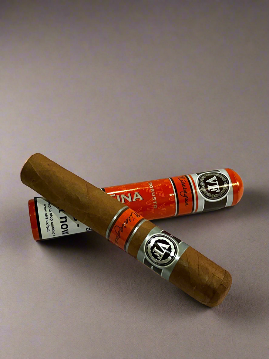 VEGAFINA NICARAGUA ROBUSTO TUBED CIGAR - SINGLE