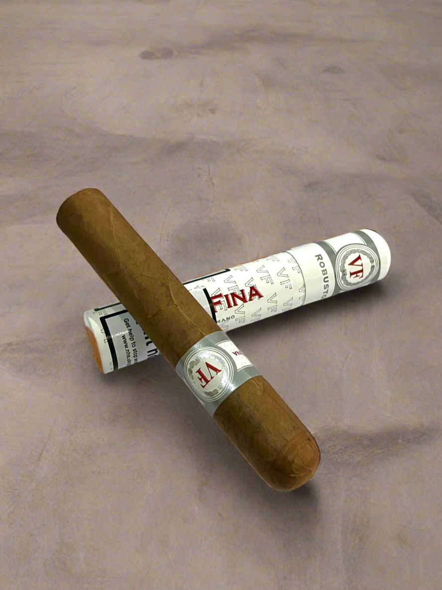 VEGAFINA ORIGINAL ROBUSTO CIGAR – SINGLE TUBOS